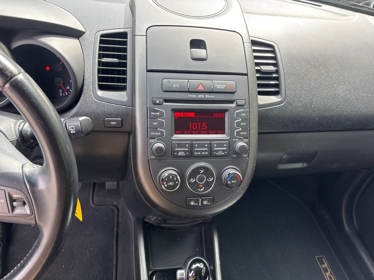 Used 2013 Kia Soul + w/ Eco Pkg image 11