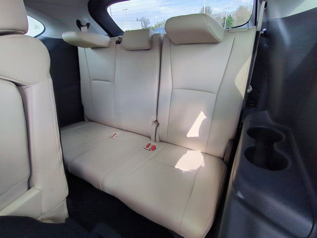 Used 2023 Toyota Highlander Limited FWD image 17