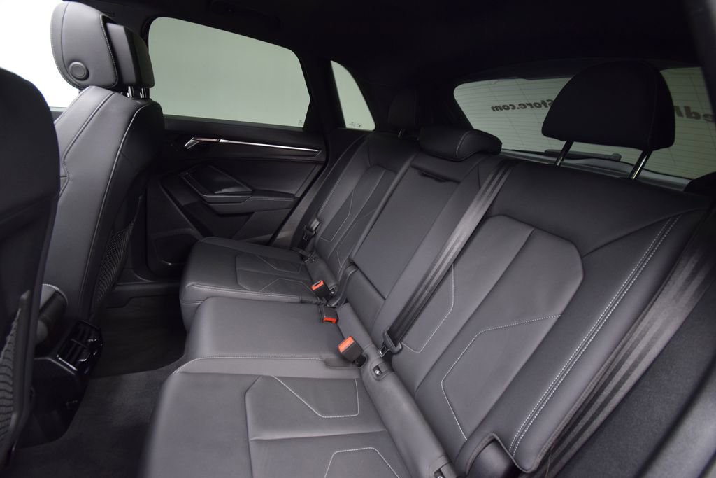 Used 2022 Audi Q3 2.0T Premium image 25