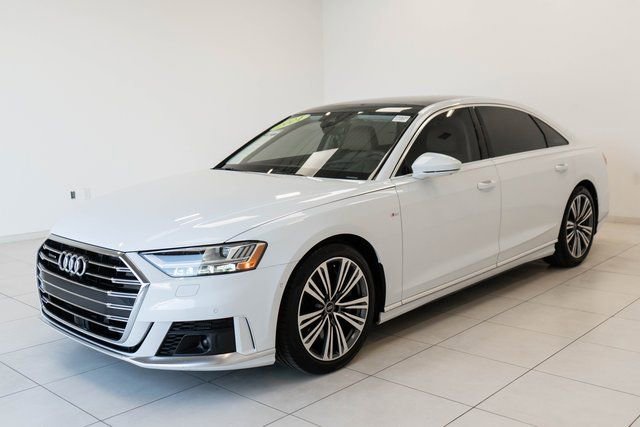 Used 2021 Audi A8 L 4.0T image 6