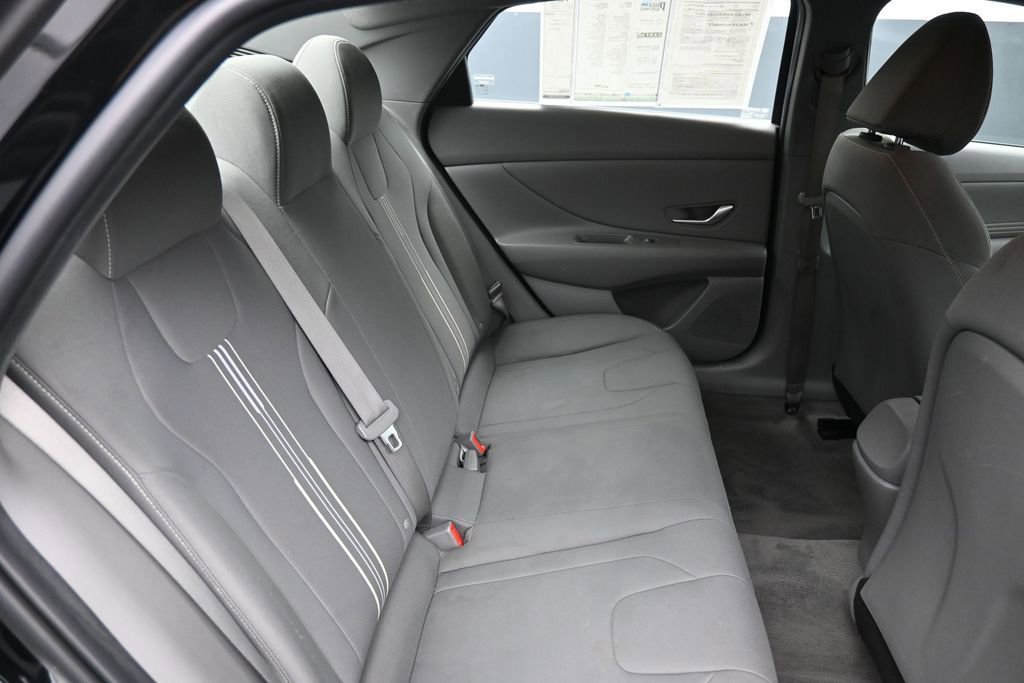 Certified 2023 Hyundai Elantra SEL w/ Convenience Package FWD image 23