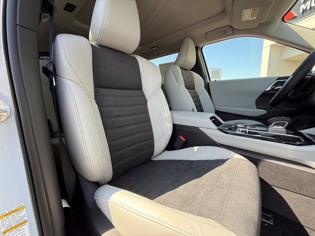 New 2026 Mitsubishi Outlander SE AWD/4WD image 16