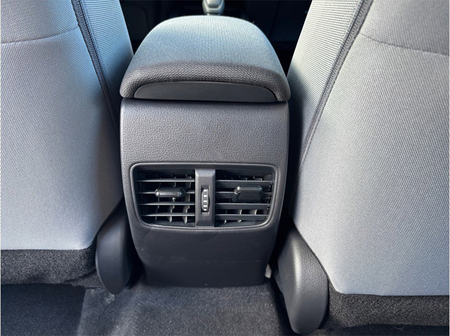 Used 2026 Toyota Corolla Cross AWD Hybrid image 32