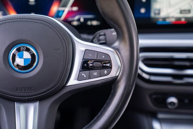 Used 2023 BMW i4 eDrive40 w/ M Sport Package image 30