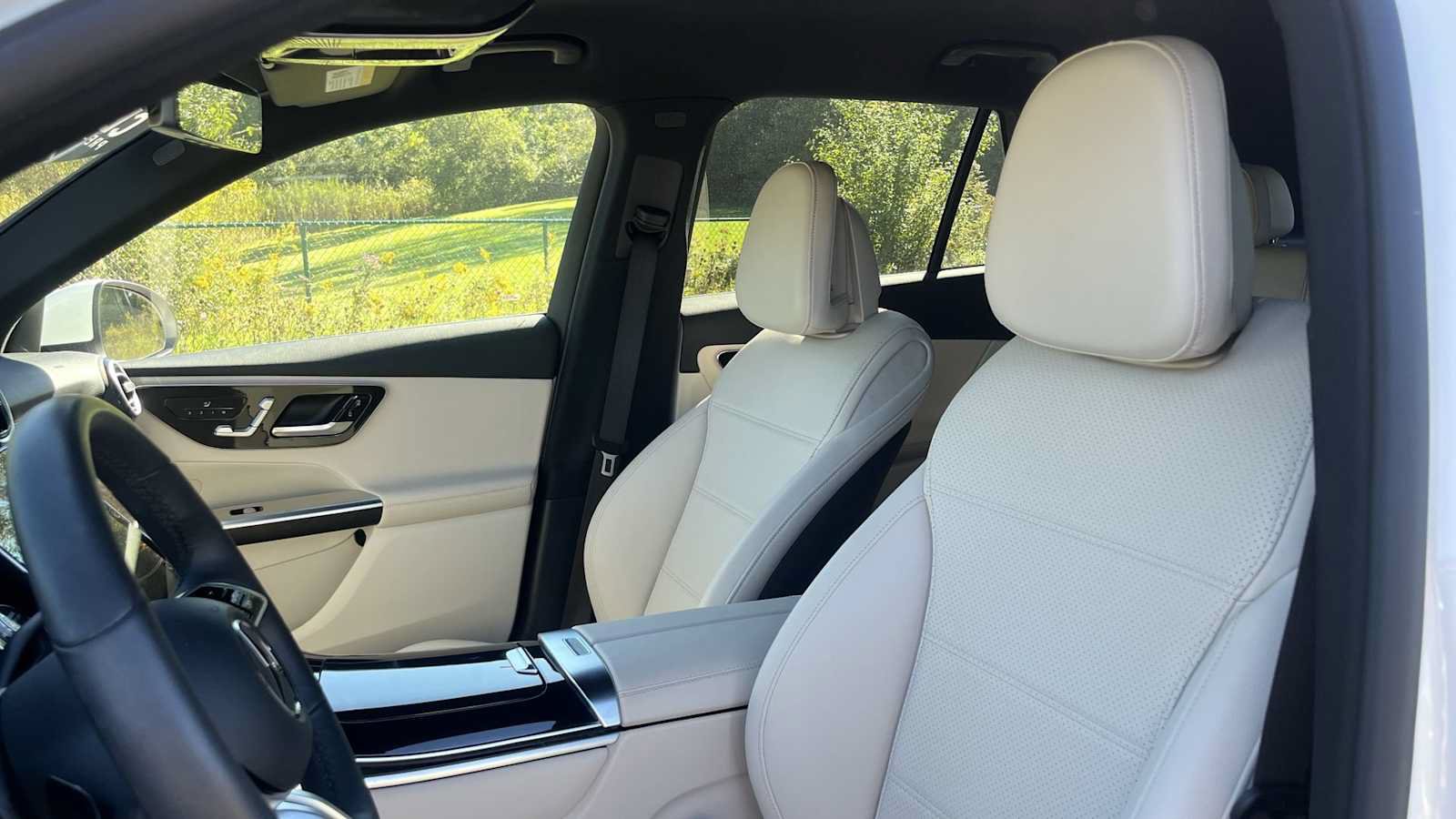 Certified 2025 Mercedes-Benz GLC 350e 4MATIC image 27