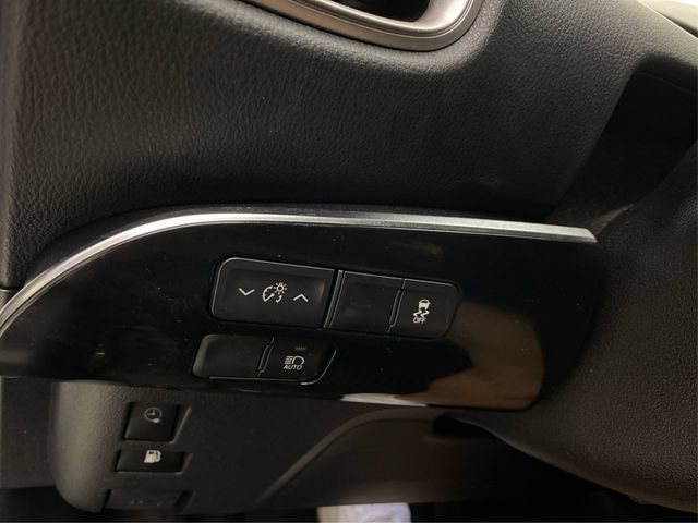 Used 2021 Toyota Prius Prime XLE FWD image 22