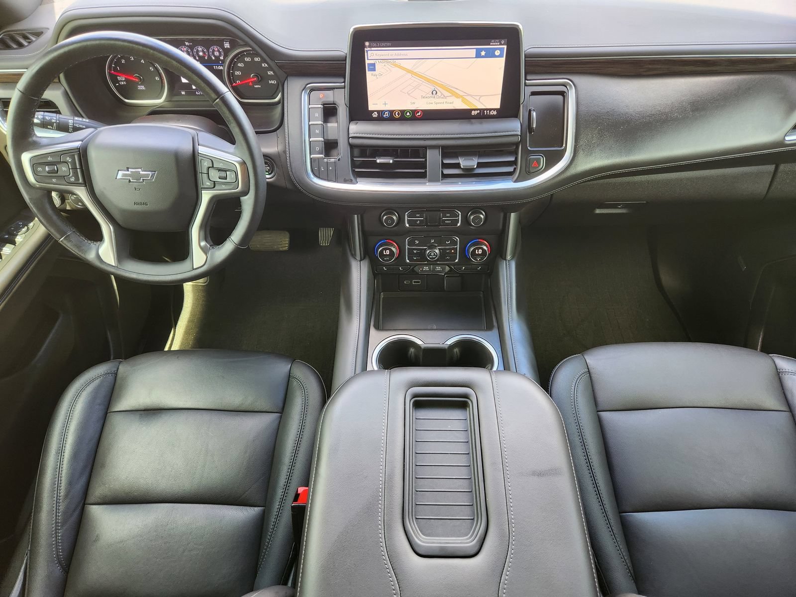 Used 2021 Chevrolet Tahoe Z71 w/ Z71 Off-Road Package AWD/4WD image 29