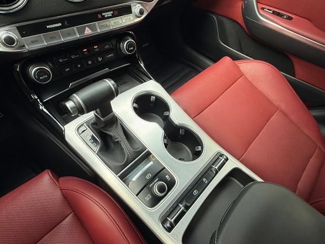 Used 2022 Kia Stinger GT1 w/ Red Interior Color Package RWD image 27