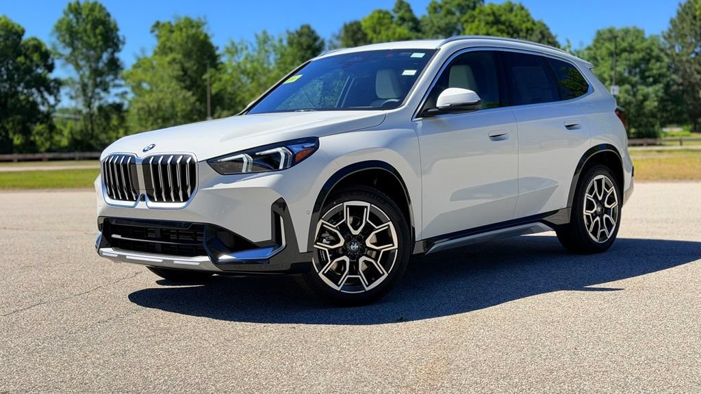 New 2026 BMW X1 xDrive28i w/ Technology Package AWD/4WD image 1
