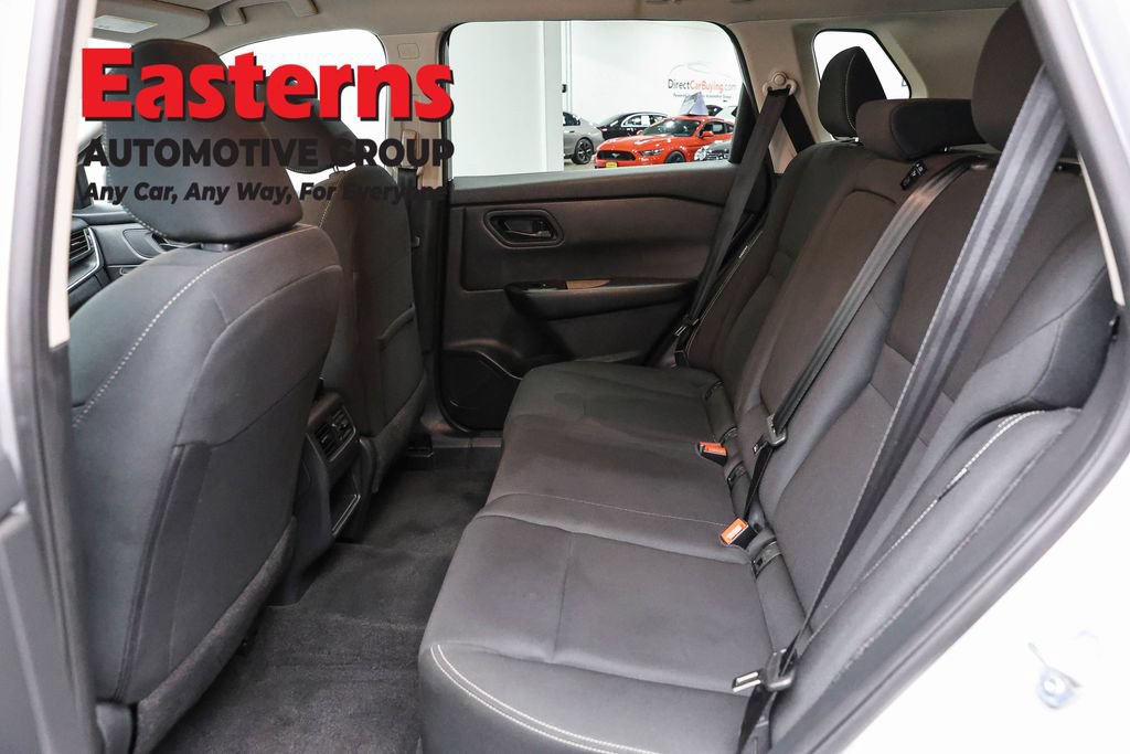 Used 2024 Nissan Rogue S AWD/4WD image 22