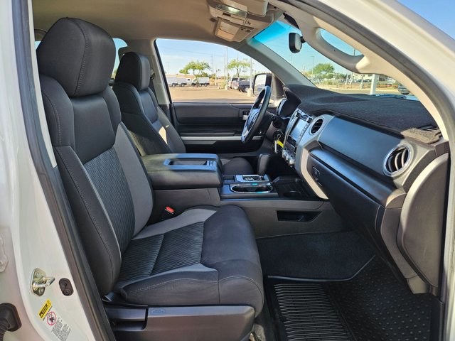 Used 2015 Toyota Tundra SR5 w/ SR5 Upgrade Package AWD/4WD image 25