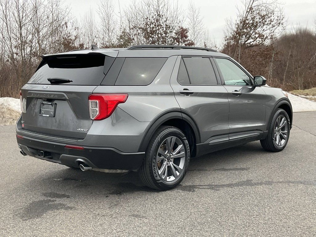 Used 2023 Ford Explorer XLT w/ Equipment Group 202A image 25