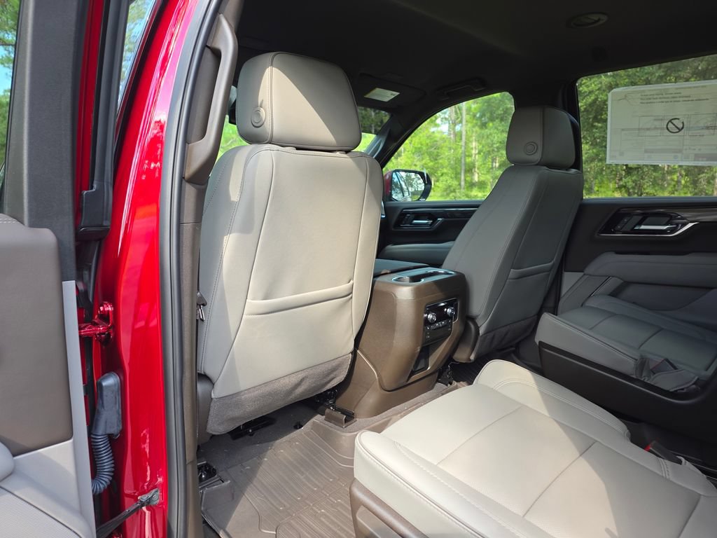 New 2026 GMC Yukon Elevation w/ LPO, Floor Liner Package RWD image 19