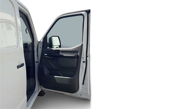 Used 2021 Nissan NV 2500 S image 9