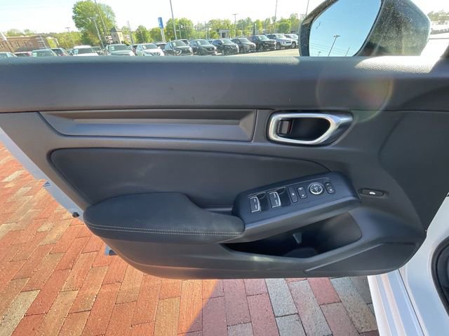 Used 2025 Honda Civic Sport image 10