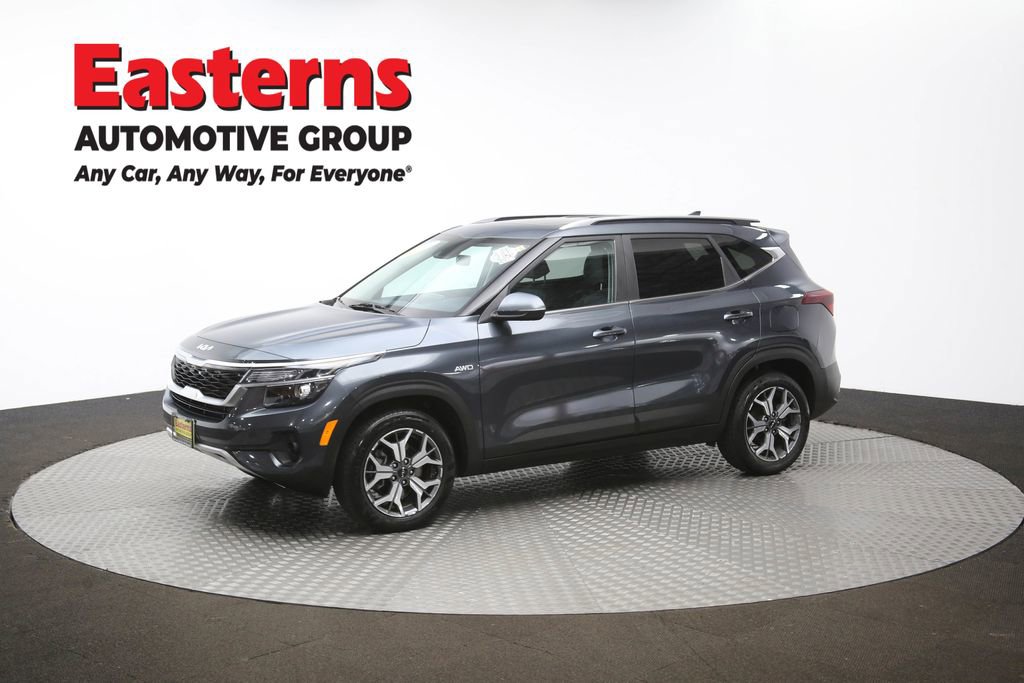 Used 2023 Kia Seltos EX image 58