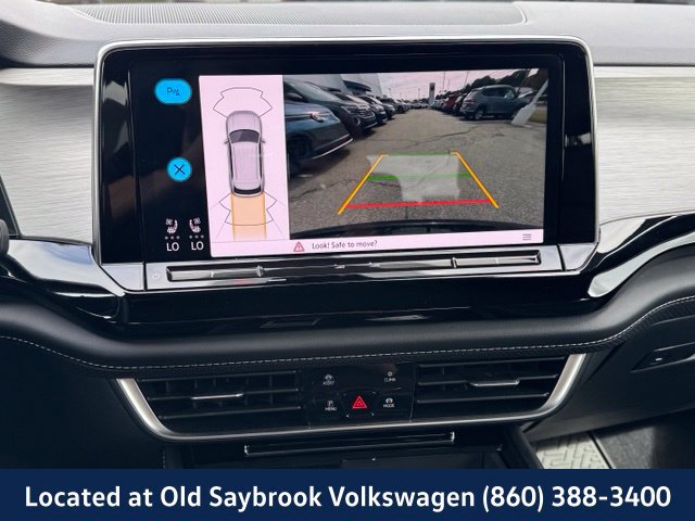 Certified 2024 Volkswagen Atlas Cross Sport SE AWD/4WD image 37