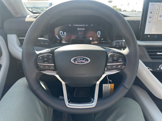 New 2026 Ford Explorer Platinum w/ LUX Leather Package image 36
