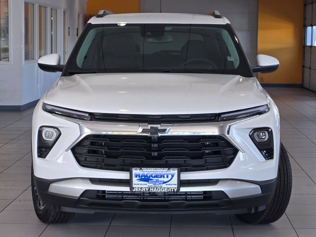 New 2026 Chevrolet TrailBlazer LT w/ Convenience Package FWD image 2