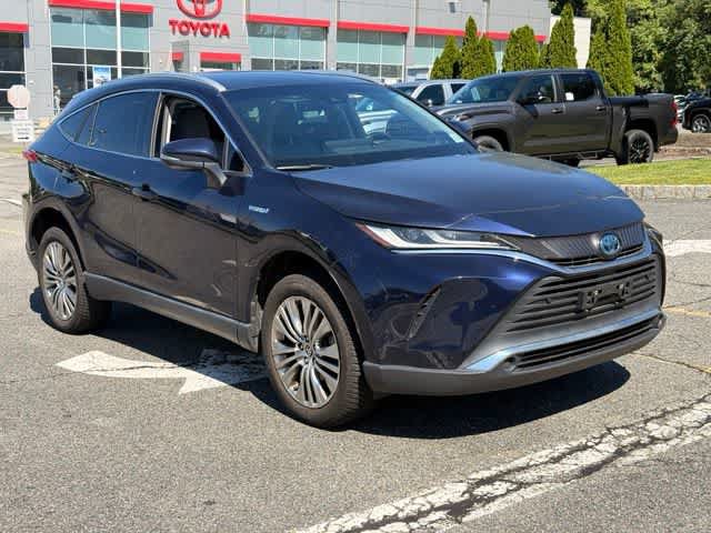 Used 2021 Toyota Venza XLE w/ Softex Package AWD/4WD image 3