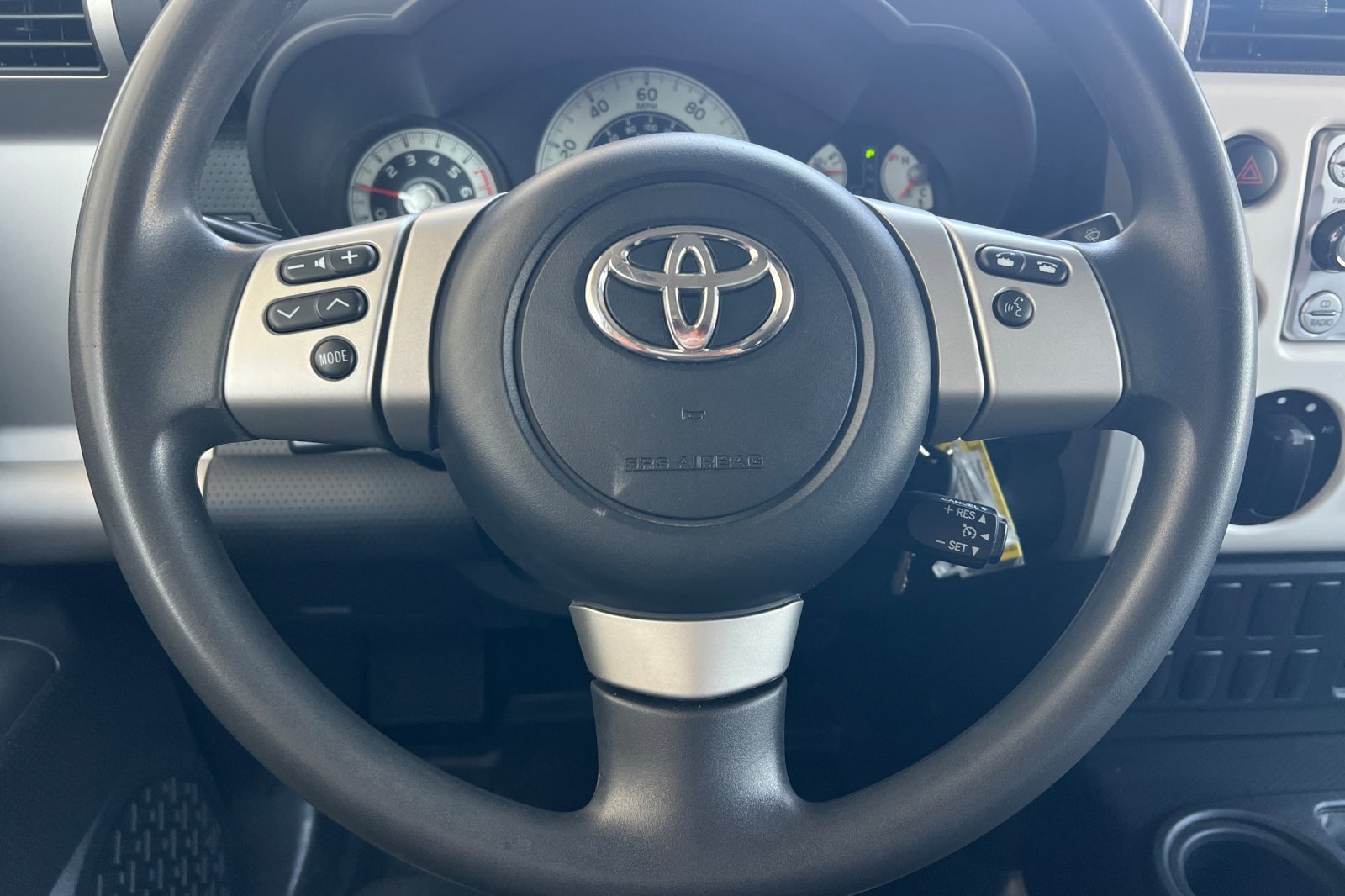 Used 2013 Toyota FJ Cruiser 4WD w/ Convenience Pkg image 22