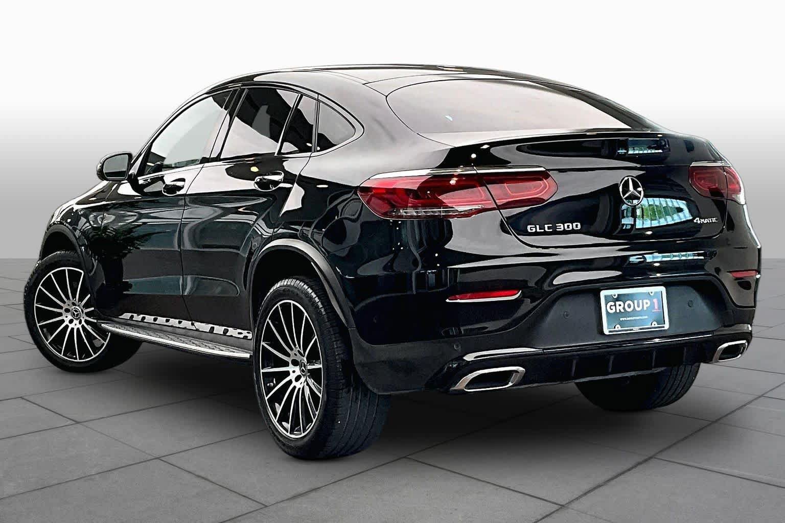 Used 2023 Mercedes-Benz GLC 300 4MATIC Coupe image 12
