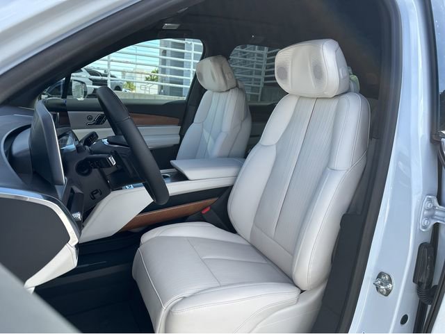 New 2026 Cadillac Vistiq Luxury AWD/4WD image 25