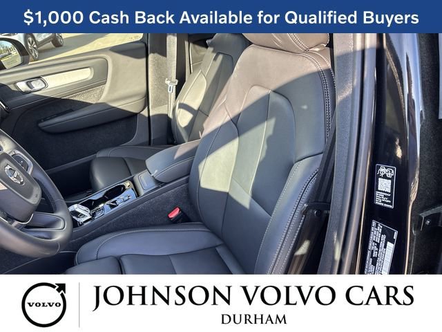 New 2026 Volvo XC40 B5 Plus w/ Protection Package Premier AWD/4WD image 13