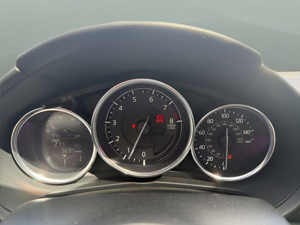 Used 2021 MAZDA MX-5 Miata Club image 14
