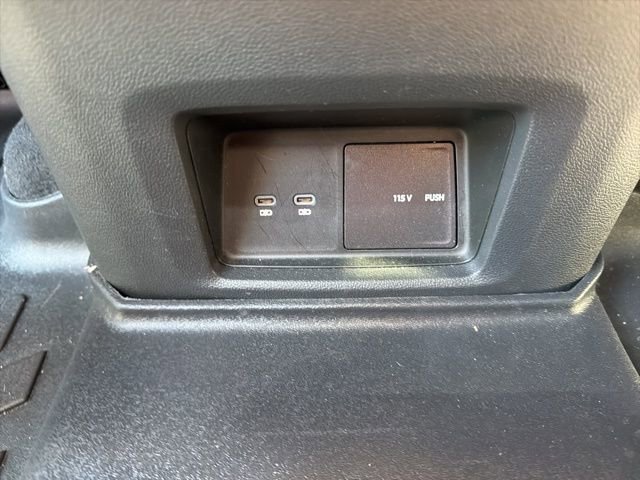 Used 2024 Volkswagen Atlas Cross Sport SE image 19