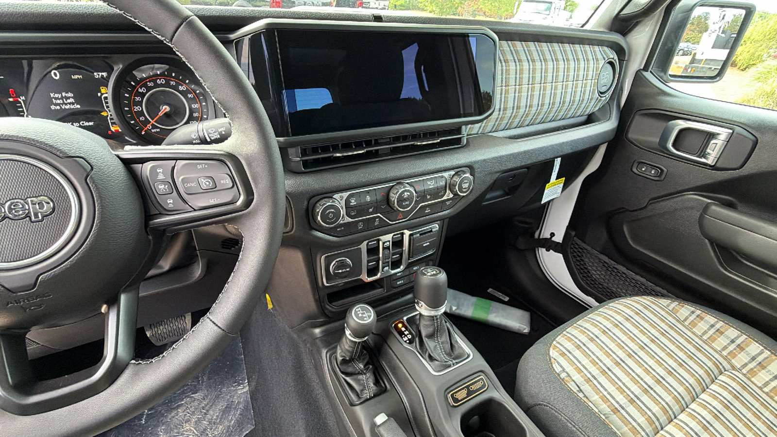 New 2026 Jeep Gladiator Sport AWD/4WD image 26