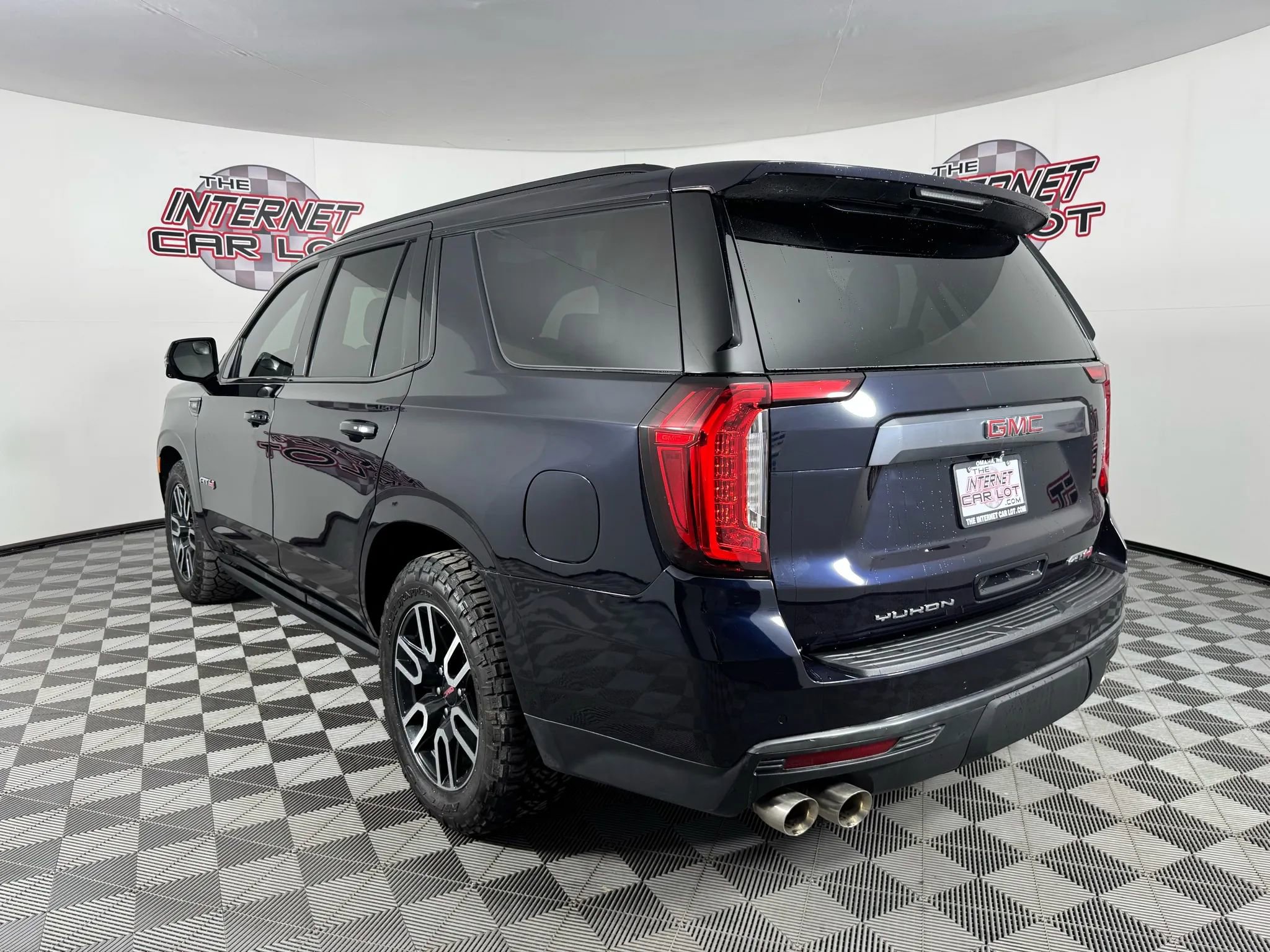 Used 2022 GMC Yukon AT4 image 5