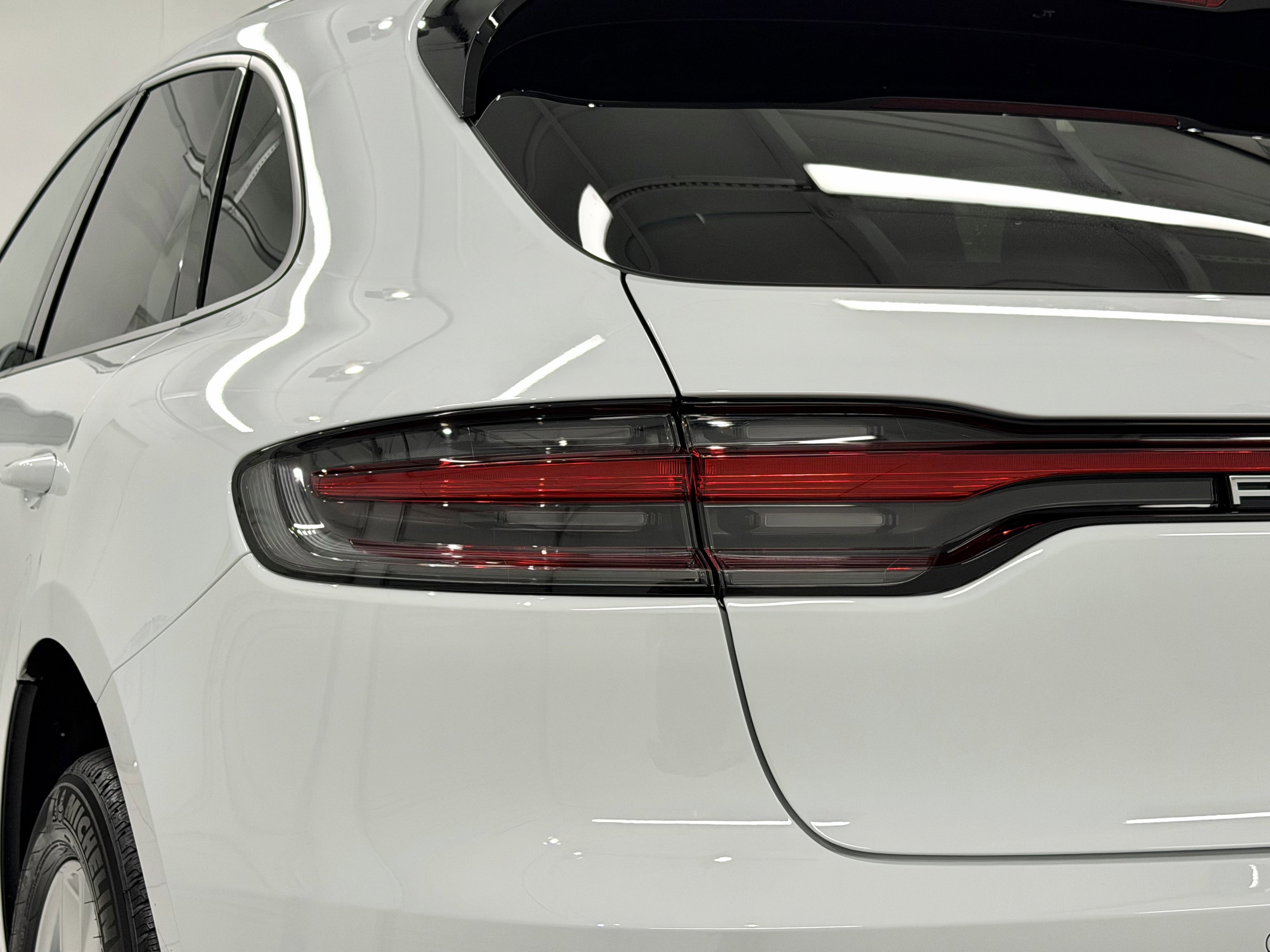 New 2026 Porsche Macan image 18