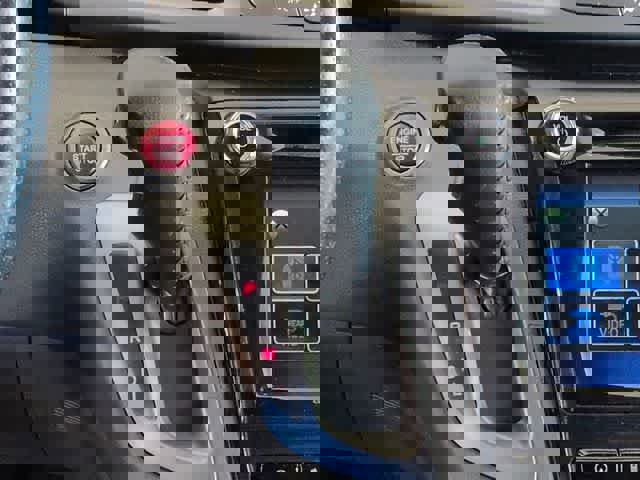 Used 2016 Honda Odyssey Touring Elite image 35