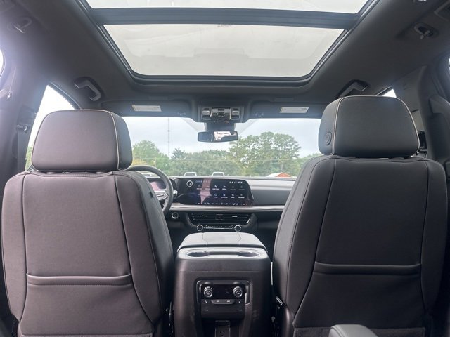 New 2026 Chevrolet Suburban Premier image 37