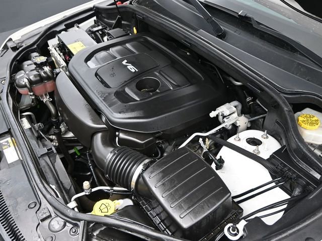 Used 2019 Jeep Grand Cherokee Altitude image 45