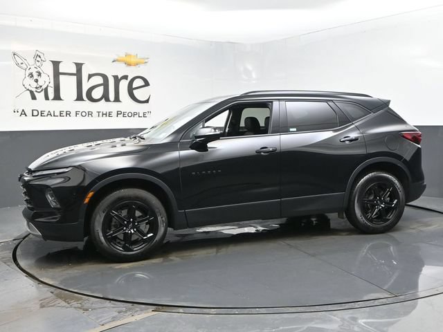 Used 2023 Chevrolet Blazer LT w/ Midnight/Sport Edition FWD image 30