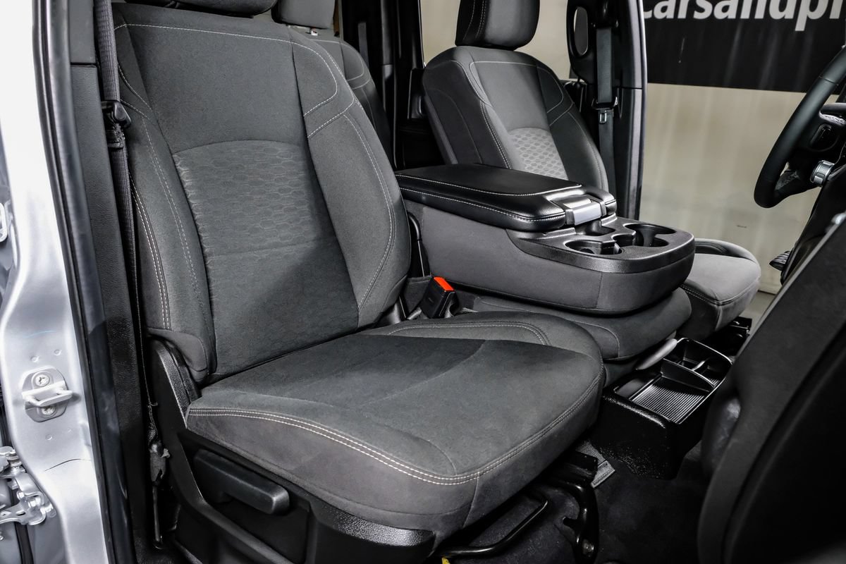Used 2026 RAM 2500 Big Horn AWD/4WD image 30
