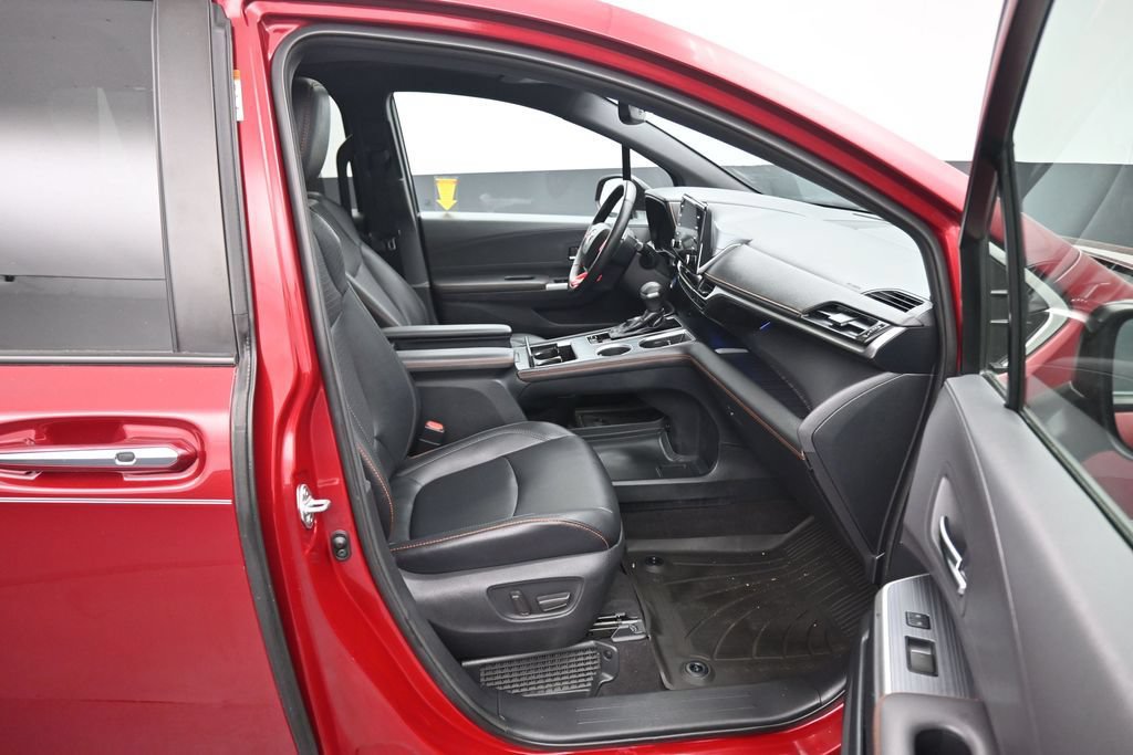 Used 2021 Toyota Sienna XSE FWD image 53