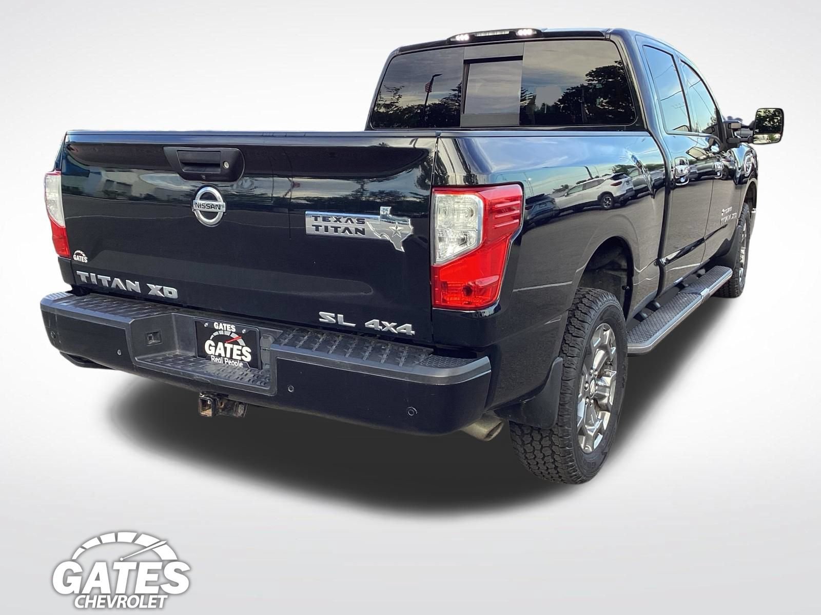 Used 2019 Nissan Titan SL w/ Texas Titan Edition AWD/4WD image 10