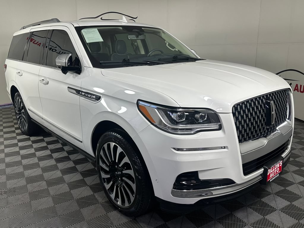 Used 2023 Lincoln Navigator Black Label AWD/4WD image 12