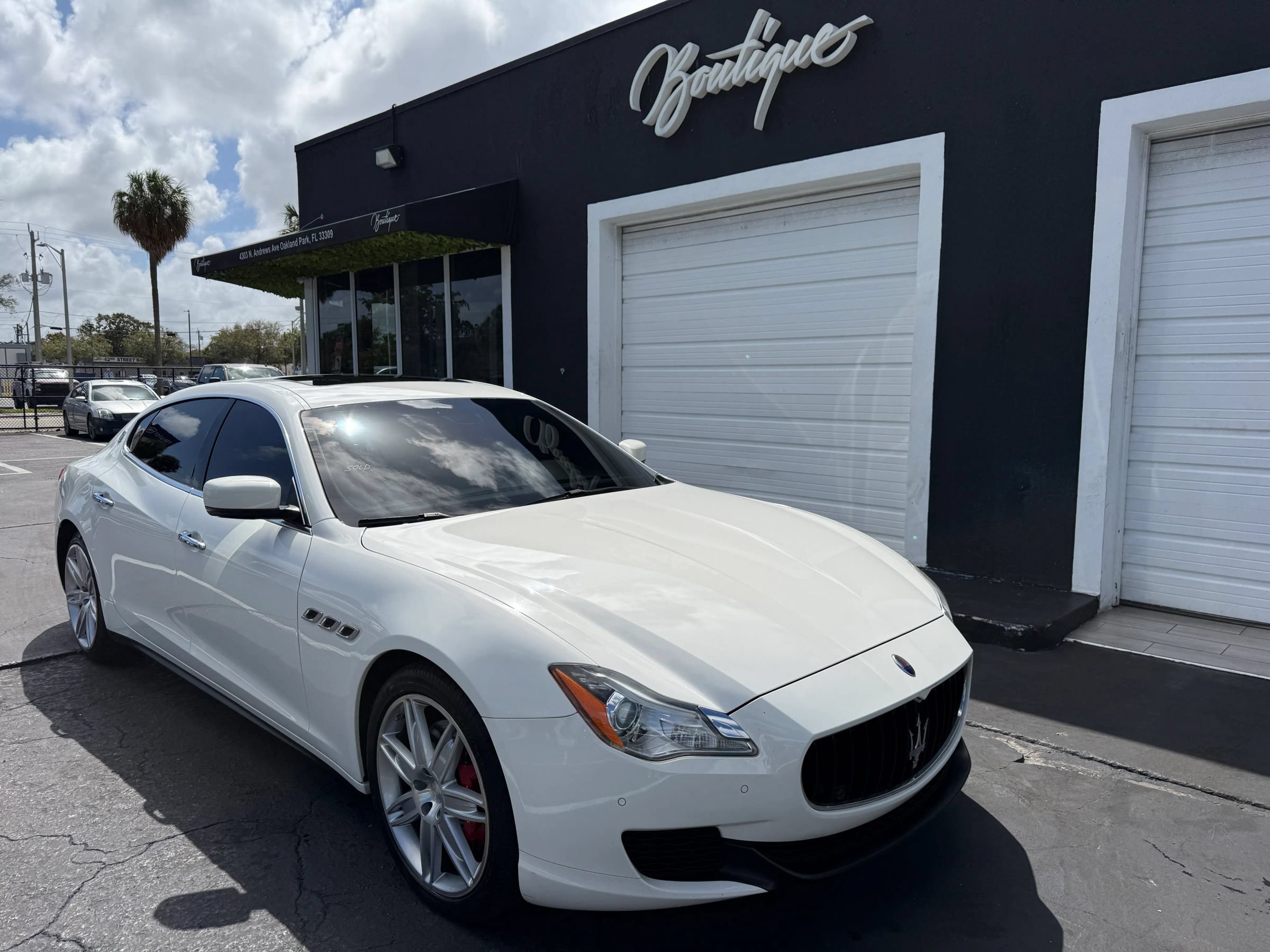 Used 2015 Maserati Quattroporte S Q4 AWD/4WD image 3