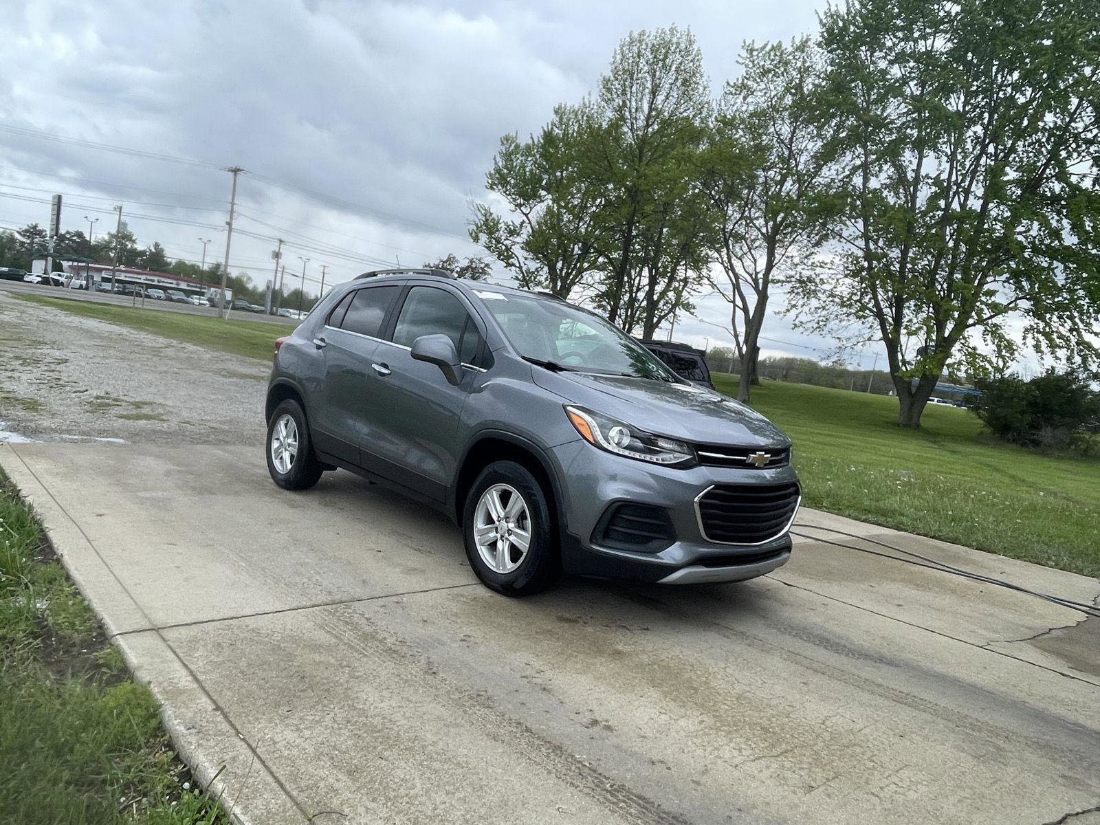 Used 2019 Chevrolet Trax LT w/ LT Convenience Package AWD/4WD image 8