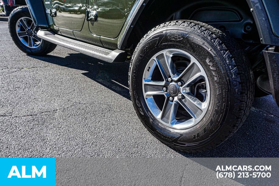 Used 2022 Jeep Wrangler Unlimited Sahara w/ Dual Top Group image 16