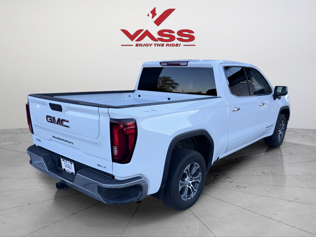 Used 2025 GMC Sierra 1500 SLT AWD/4WD image 5