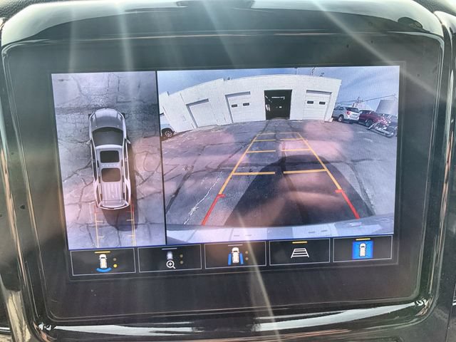 Certified 2023 Chevrolet Traverse LT w/ LT Premium Package AWD/4WD image 15