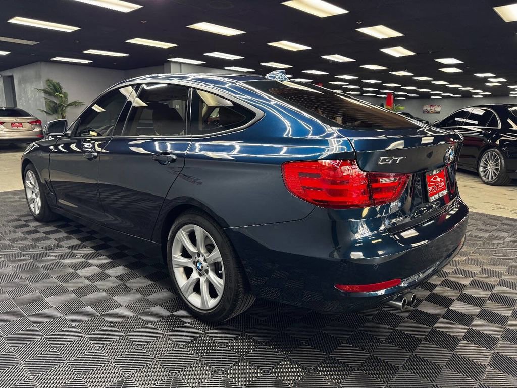 Used 2015 BMW 328i Gran Turismo xDrive image 11