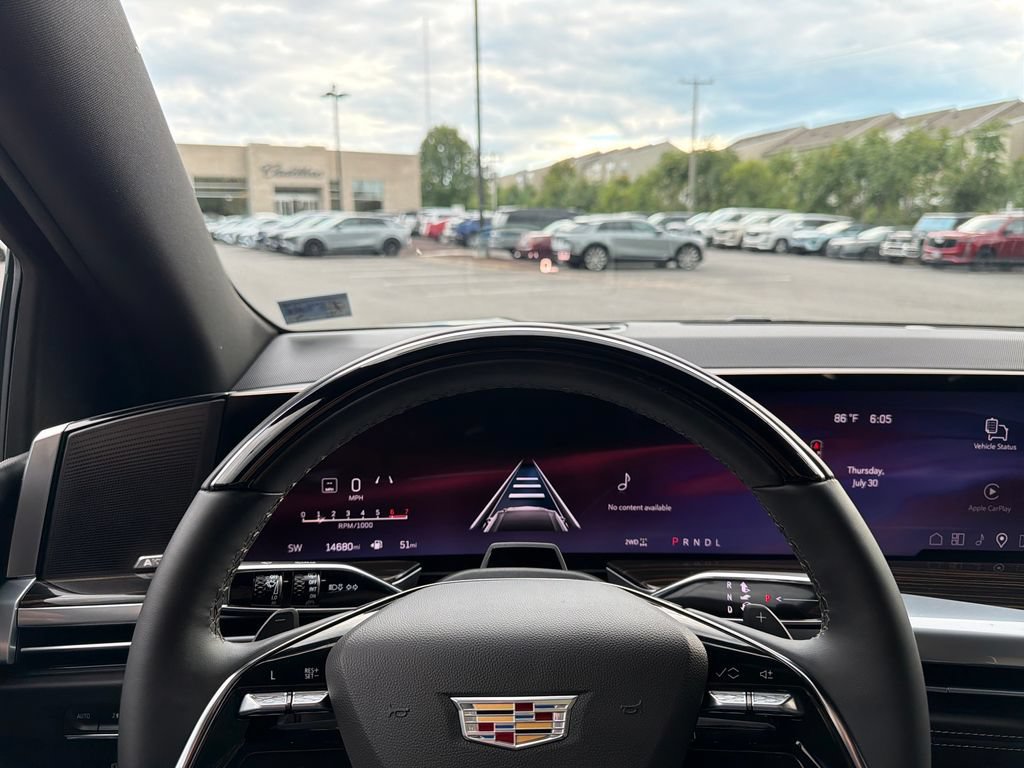 Certified 2025 Cadillac Escalade Premium Luxury AWD/4WD image 6