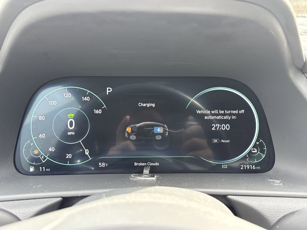 Used 2023 Hyundai Sonata Limited w/ Cargo Package image 18