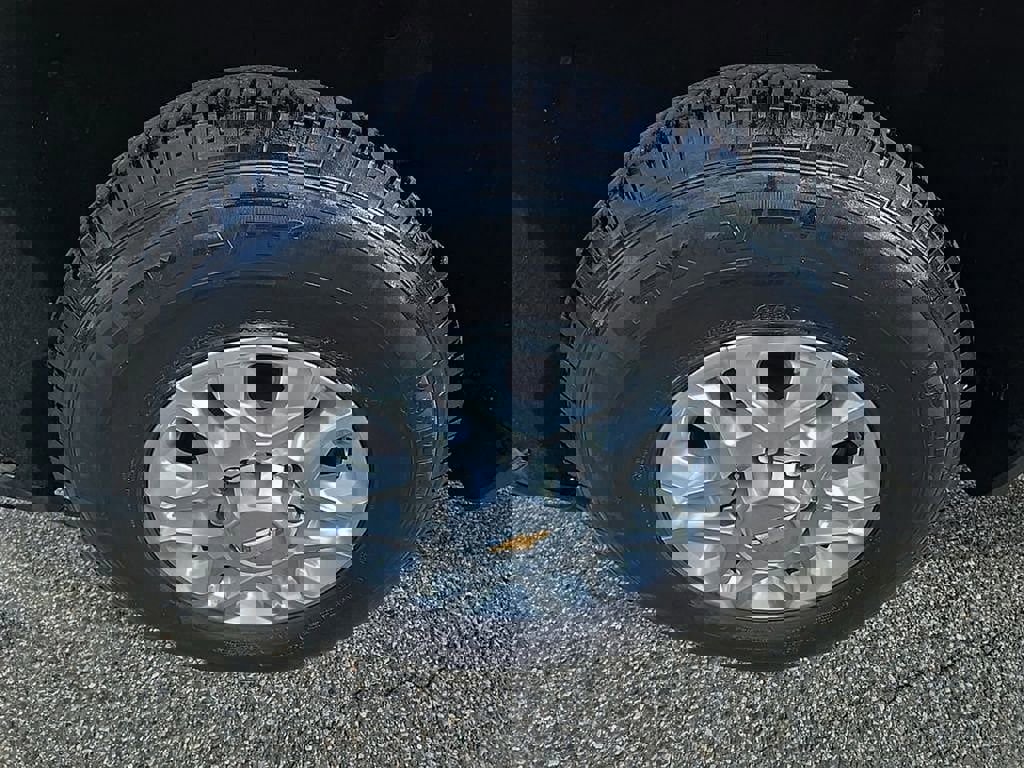 Used 2024 Chevrolet Silverado 2500 LT w/ Convenience Package image 72